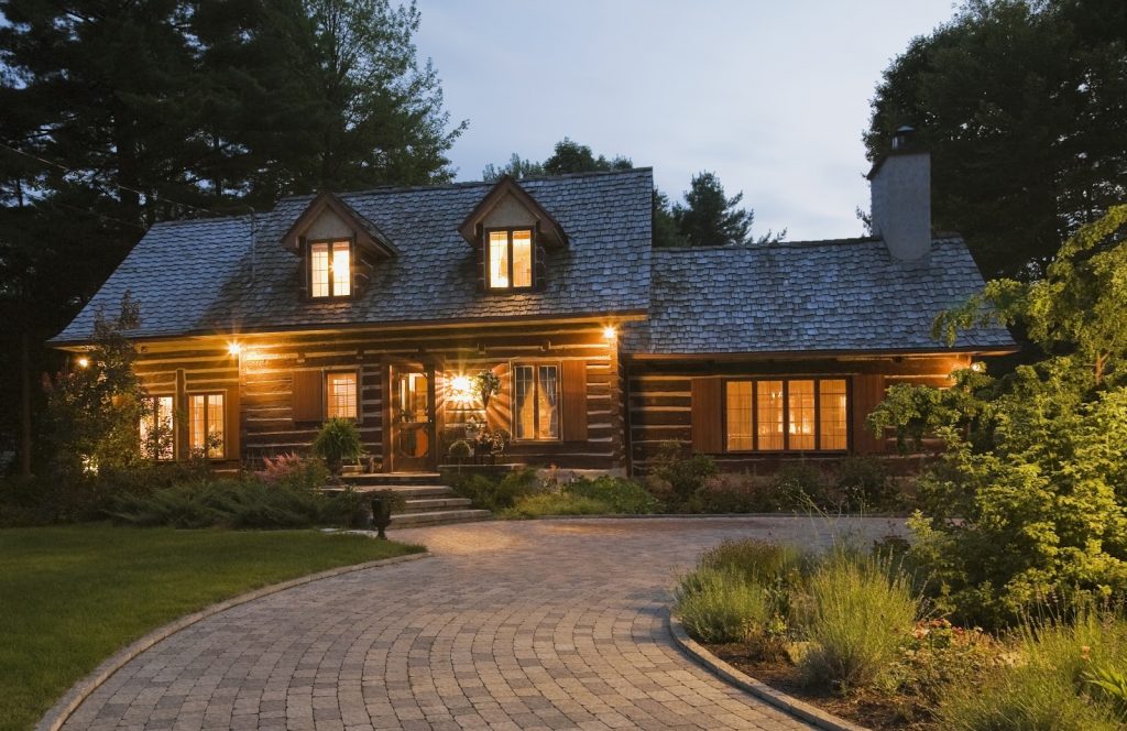 Should You Buy or Build Your Dream Home