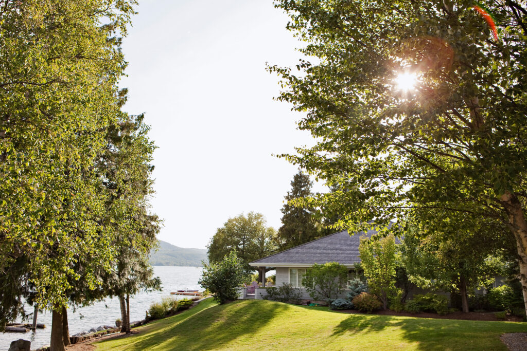 lakeside property in Alberta